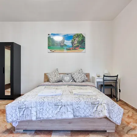 Guest house Easy Downtown